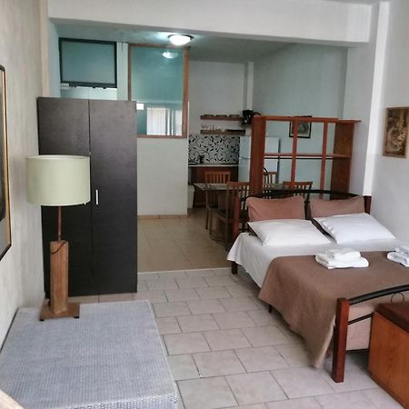 Mini Suites Chania  Bagian luar foto